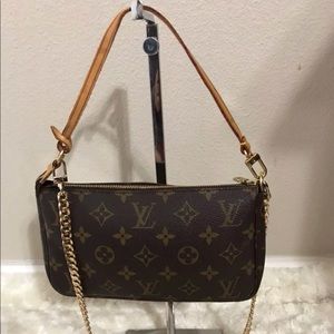 Louis Vuitton pochette